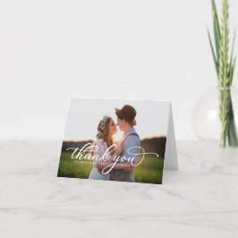 Elegante agradecimiento fotográfico con letra blan