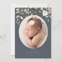 Elegante anuncio de nacimiento de flores silvestre