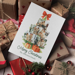 Elegante árbol de Navidad con arcos y presencias r