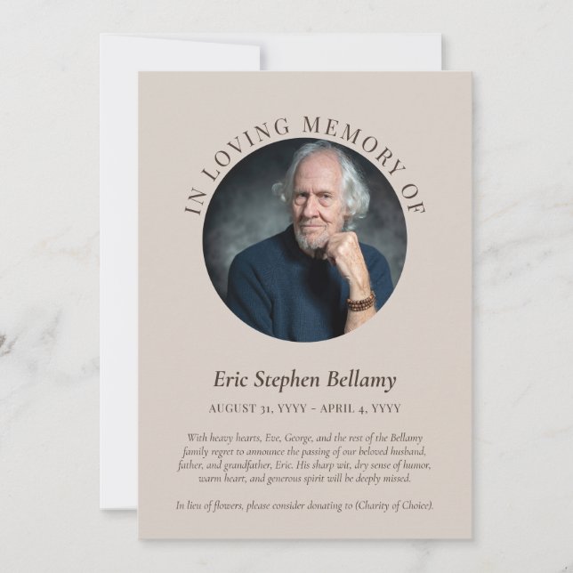 Elegante arena y marrón en la Invitación de la mem (Anverso)