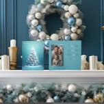 Elegante Blue and Silver Winter Wonderland<br><div class="desc">Envíe deseos envueltos en nuestras tarjetas de Navidades azul claro y plata, irradiando paz, alegría y elegancia atemporal. Sumérjase en el ambiente sereno de nuestra Azure Wishes Collection, donde los tonos azules claros se combinan con el blanco y la plata brillantes. Cada pieza, desde nuestras intrincadas tarjetas de Navidad hasta...</div>