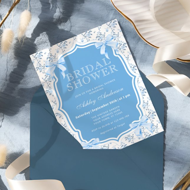 Elegante Blue Bow Floral Bridal Shower Invitación (Subido por el creador)