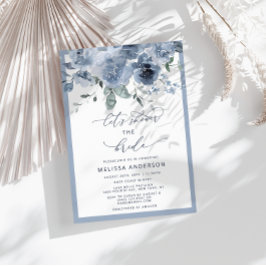 Elegante Blue Floral Bridal Shower Invitación