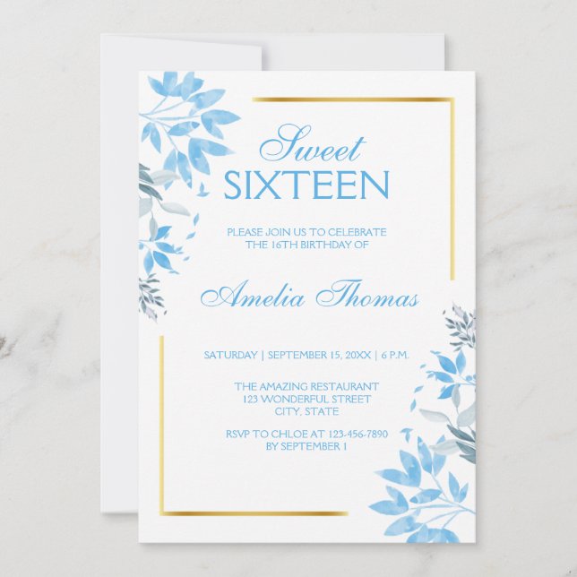 Elegante Blue Floral Sweet 16 Invitación de cumple (Anverso)