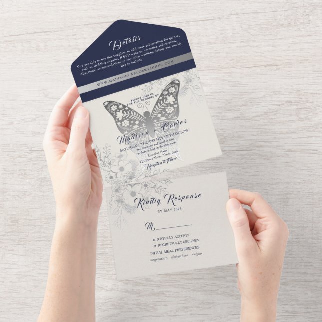 Elegante Boda Azul De La Marina En Una Invitación (desgarro)