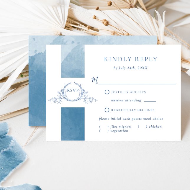 Elegante Boda de color azul Monograma Tarjeta RSVP (Subido por el creador)