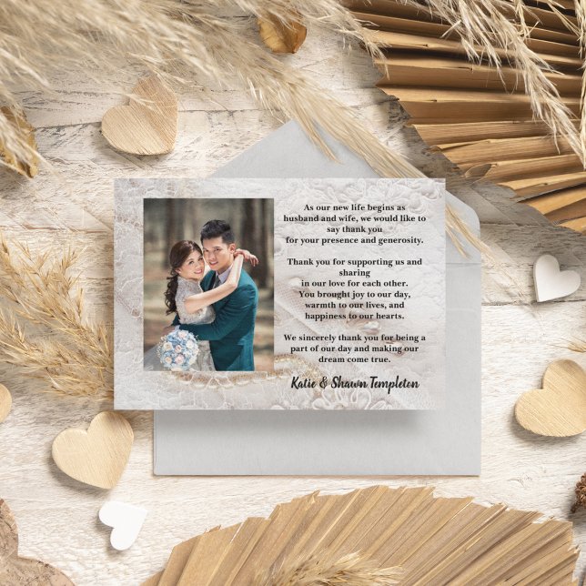 Elegante Boda de encaje blanco. Gracias. (Elegant wedding thank you mailing with perfect wording.)