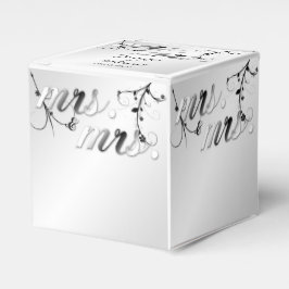 Elegante caja de favores de la boda floral blanca 