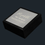 Elegante caja de propuestas de la dama de honor pl<br><div class="desc">Caja de propuestas sencilla,  moderna,  elegante y falsa de color gris plateado para la dama de honor. ¡Una elección perfecta para bodas de invierno de cristal contemporáneo!</div>