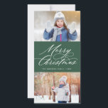 Elegante caligrafía guión Feliz Navidad 2 foto<br><div class="desc">Esta elegante y moderna tarjeta de fotografía navideña cuenta con un elegante y moderno guión de caligrafía con dos de sus fotos. El revés tiene un patrón de caída de nieve en rojo. No deje de visitar la tienda para ver unas tarjetas de vacaciones más elegantes y elegantes.</div>