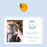 Elegante Citrus Blanco Azul Fotos de Navidad<br><div class="desc">* Crédito de la foto: Photography © Storytree Studios, Stanford, CA ** / Smart Happy Holidays photocard con espacio para un monograma de una sola letra y una foto familiar. Todos los elementos de acuarela fueron pintados originalmente a mano por mí en acuarelas sobre papel 100% de algodón antes de...</div>