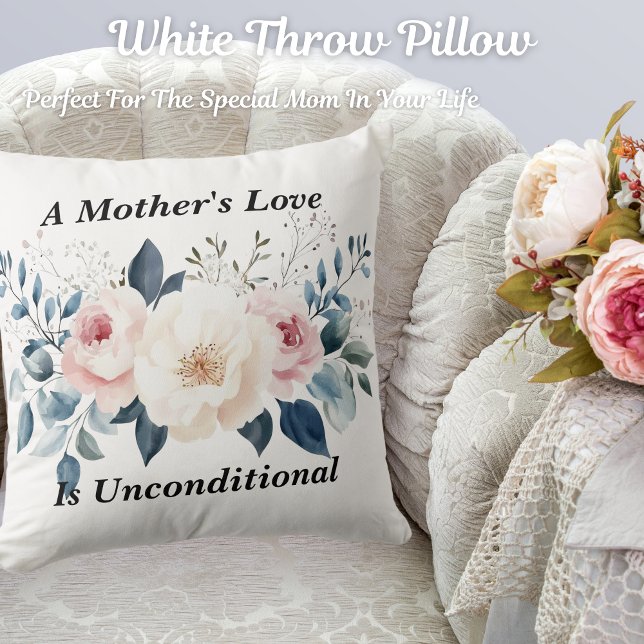 Elegante Cojín decorativo blanco de amor de madre  (Get this beautiful white throw pillow! Perfect for the special mom in your life.)