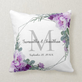 Elegante Cojín decorativo Boda de color morado pla