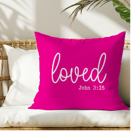 Elegante cojín decorativo rosa brillante con cita 