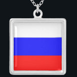 Elegante collar con bandera de Rusia<br><div class="desc">Elegante collar plateado estridente con bandera de Rusia. Este producto es su personalizable.</div>