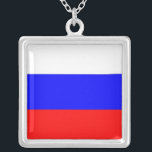Elegante collar con bandera de Rusia<br><div class="desc">Elegante collar plateado estridente con bandera de Rusia. Este producto es su personalizable.</div>