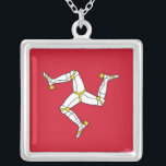 Elegante collar con la bandera de la Isla de Man,<br><div class="desc">Añada un toque de orgullo a la isla de Man a su colección de joyas con nuestro exclusivo collar que incluye la bandera de la Isla de Man. Este collar, de elaboración experimental, es más que un accesorio elegante; es una celebración del rico patrimonio cultural de la Isla de Man....</div>