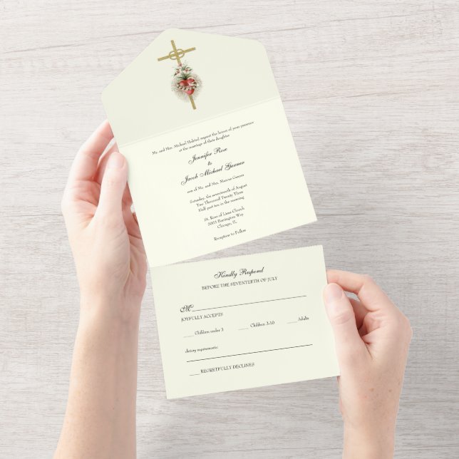 Elegante corazón católico de la invitación a la bo (desgarro)