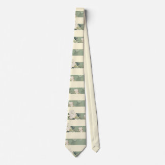 Elegante corbata de seda con estampado botánico en