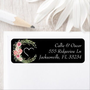 Elegante corona floral en etiqueta de Boda negro