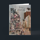 Elegante Diseñador Tarjeta de Árbol de Navidad<br><div class="desc">Un bonito decorado al nine Christmas tree con brillantez y brillo. Rodeado de peludos blancos árboles navideños y elegantes decoraciones navideñas. Una sala para una revista.</div>
