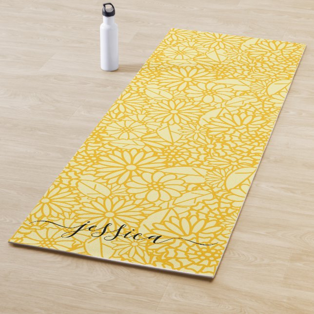 Elegante escritura floral amarillo nombre yoga mat (In situ)