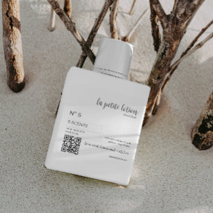 Elegante etiqueta de botella cosmética moderna en