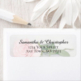 Elegante etiqueta de dirección de boda con rosa ro