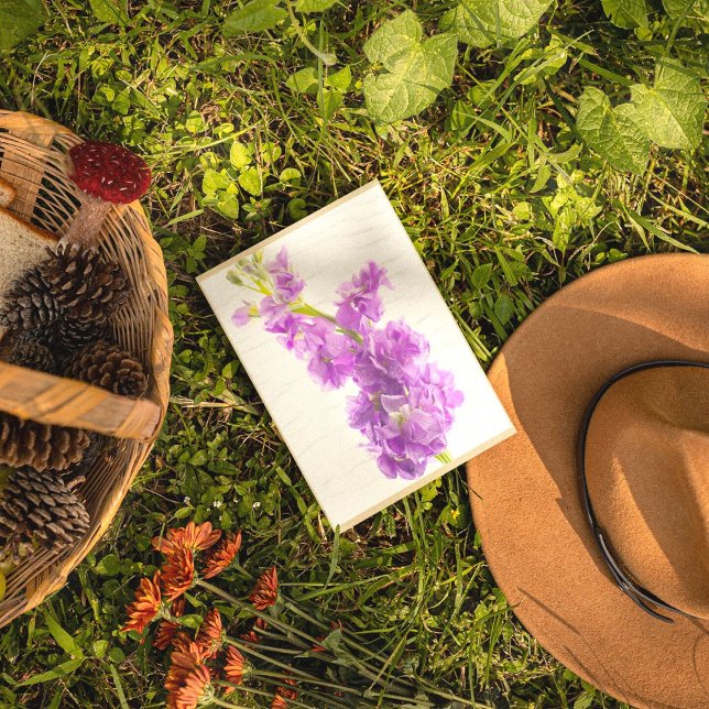 Elegante Gillyflower púrpura de época (Subido por el creador)