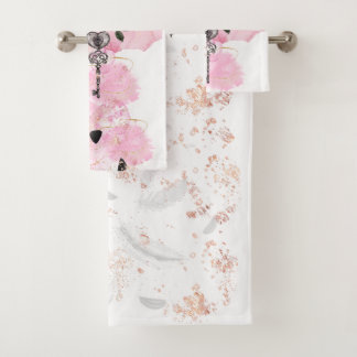 Elegante, gótico y original juego de toallas de ba