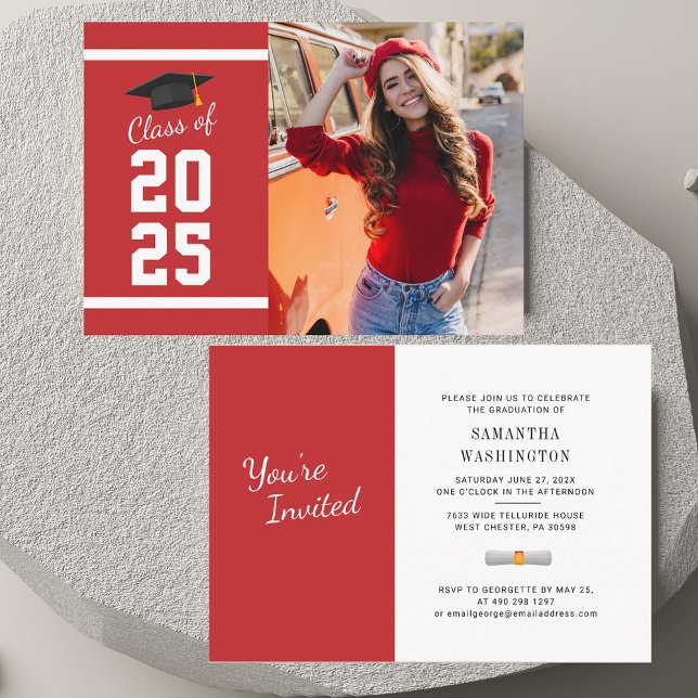 Elegante Graduación 2025 Invitación a la fiesta de (Graduation 2025 Red White Mini Photo Party Invitation)