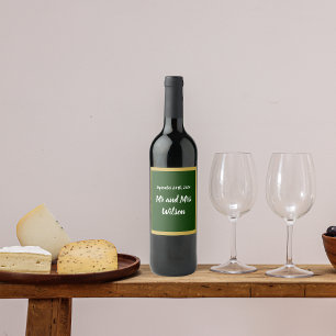 Elegante guión dorado y marco sobre etiquetas de v