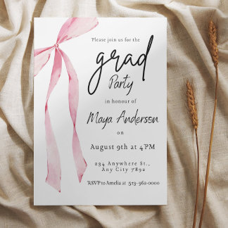 Elegante invitación a graduación con arco rosado