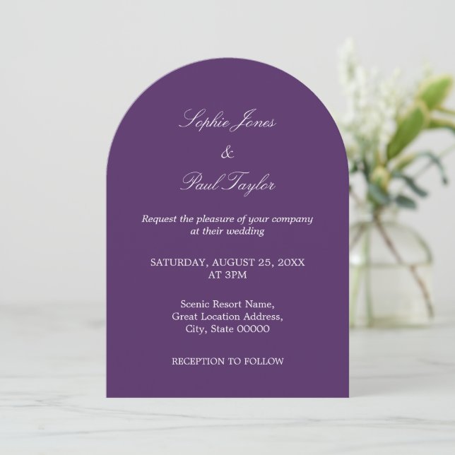Elegante Invitación a la Boda Oscura Púrpura (Anverso de pie)