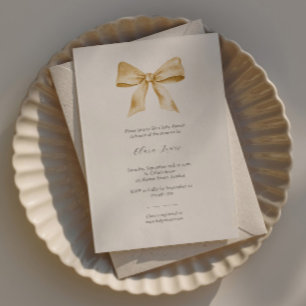 Elegante invitación a la ducha de bebé con cinta a