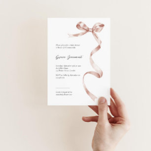 Elegante invitación a la ducha de bebé con cinta r