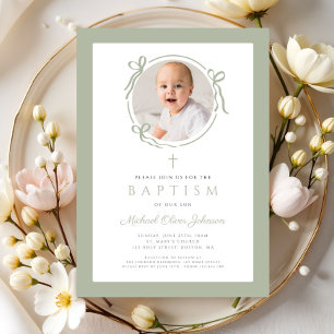 Elegante Invitación de Bautizo con Foto y Lazo Ver