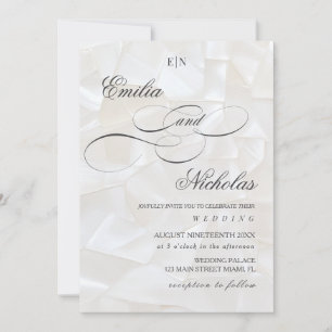 Elegante Invitación de Boda con Letra Inicial en u