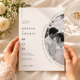Elegante Invitación de Boda con Marco Circular y F