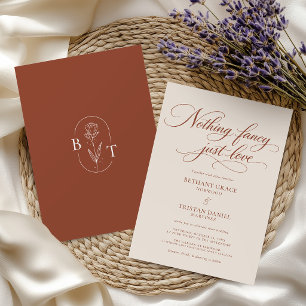 Elegante Invitación de Boda en Terracota con Calig