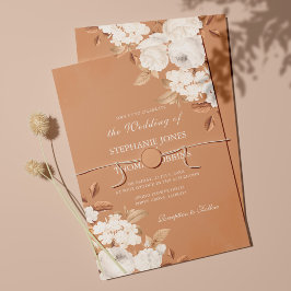 Elegante Invitación de Boda Floral de Terracota Bo