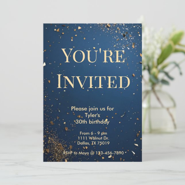 Elegante Invitación de cumpleaños azul oscuro y fa (Anverso de pie)