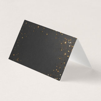 Elegante invitación de cumpleaños con confeti de o
