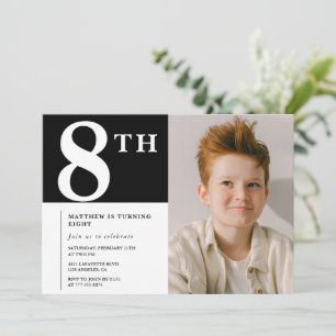 Elegante invitación de cumpleaños número 8 para ni