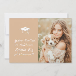 Elegante invitación de graduación beige
