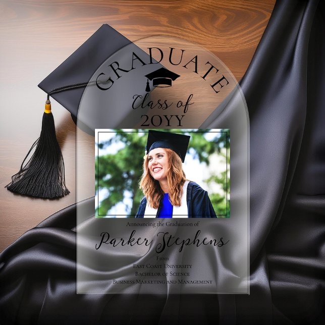 Elegante Invitación de Graduación de Foto Graduada (Simply Elegant One Photo "GRADUATE" College | University Graduation Announcement - Black)