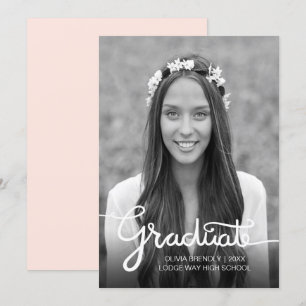 Elegante Invitación moderna de graduación de guion
