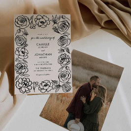 Elegante mano dibujada con flores de la invitación