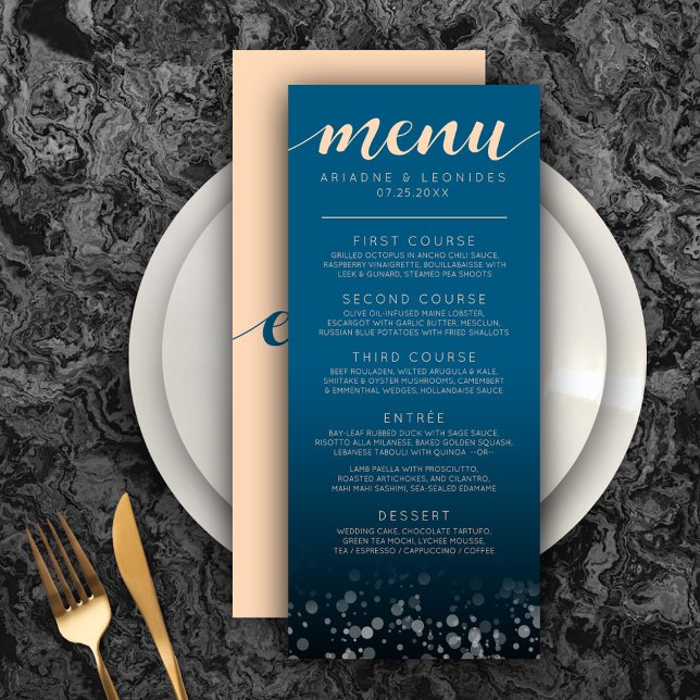 Elegante menú de cena de Boda Oceánico Azul (Elegant Peach and Oceanic Blue Wedding Menu Rack Card Cover Photo.)