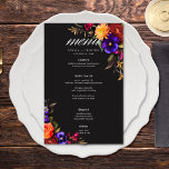 Elegante menú Moody Vibrant Harvest Floral Boda<br><div class="desc">Disfrute de la belleza opulenta de una cosecha floral de otoño con nuestro cautivador menú boda. El telón de fondo negro, dramático y suave, es el lienzo perfecto para un ramo increíblemente realista. Imaginen una vibrante explosión de color, con rosas en naranja y magenta oscuro, con pequeñas flores magenta rosa...</div>